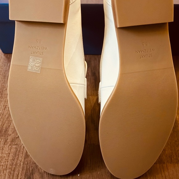 Stuart Weitzman White Owen Buckle Leather Loafers - Picture 6 of 7